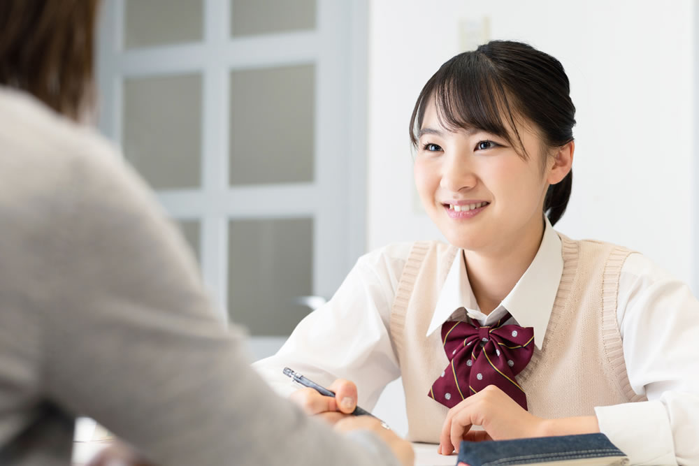 個別指導の塾に通う中学生の女の子